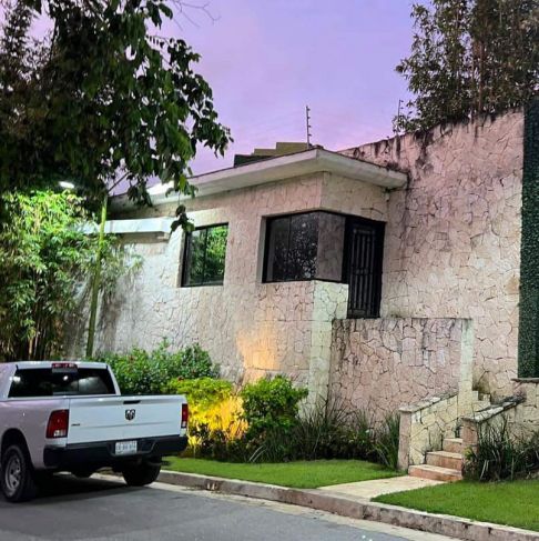 La Jornada Maya | Campeche | Jairo Magaña | Realizan inspección ocular en  los alrededores de la mansión de 'Alito' en Campeche